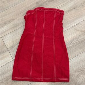 Elegant Red Strapless Dress